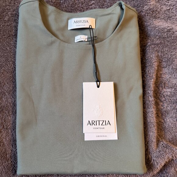 BNWT Aritzia Original Contour Crew T-shirt, Sagesse, Small - Picture 4 of 5